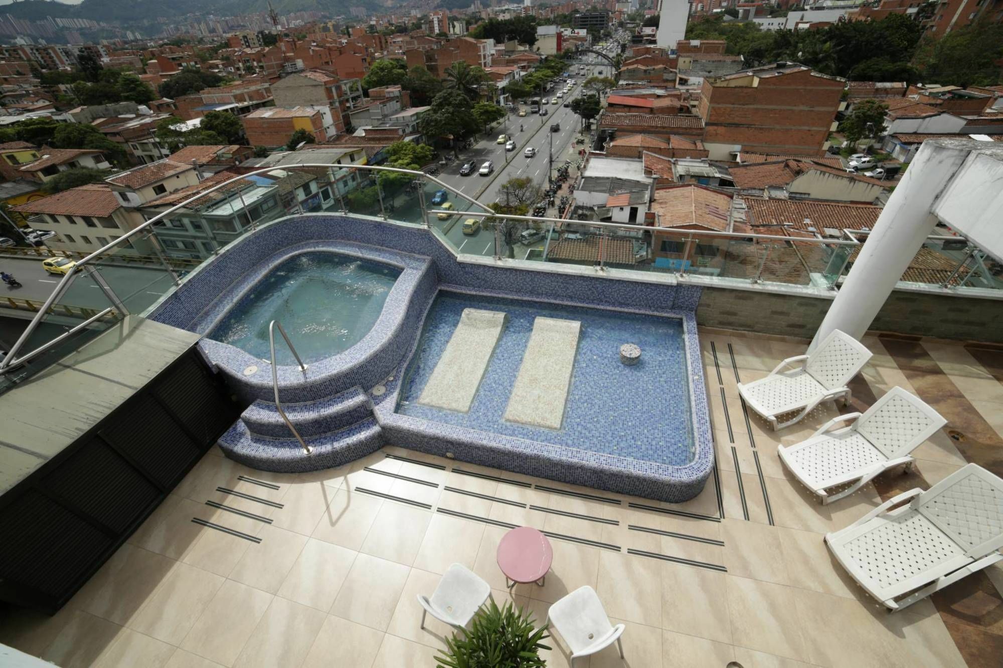 Hotel 33 Conquest Medellín Buitenkant foto